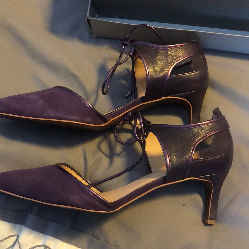 Purple leather and felt mid heel
